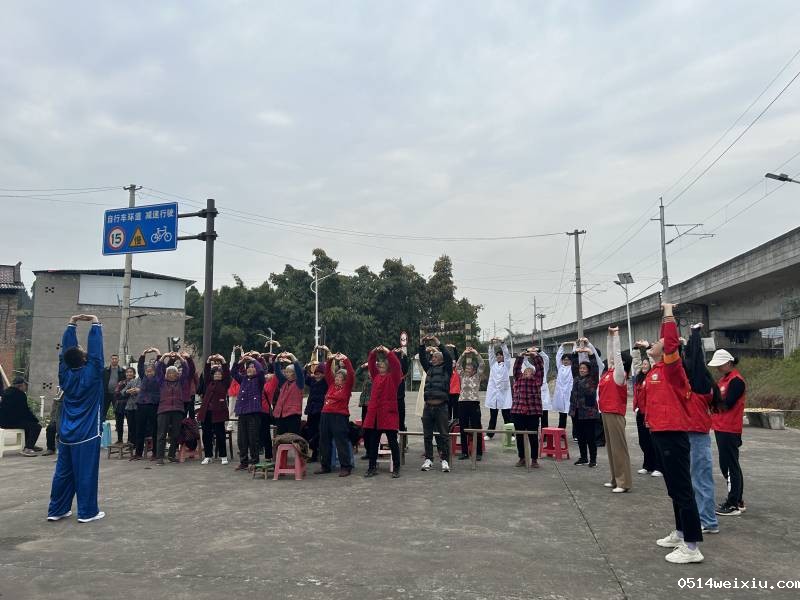 人文社科部党支部开展“关爱健康，传递温暖”主题党日志愿服务活动